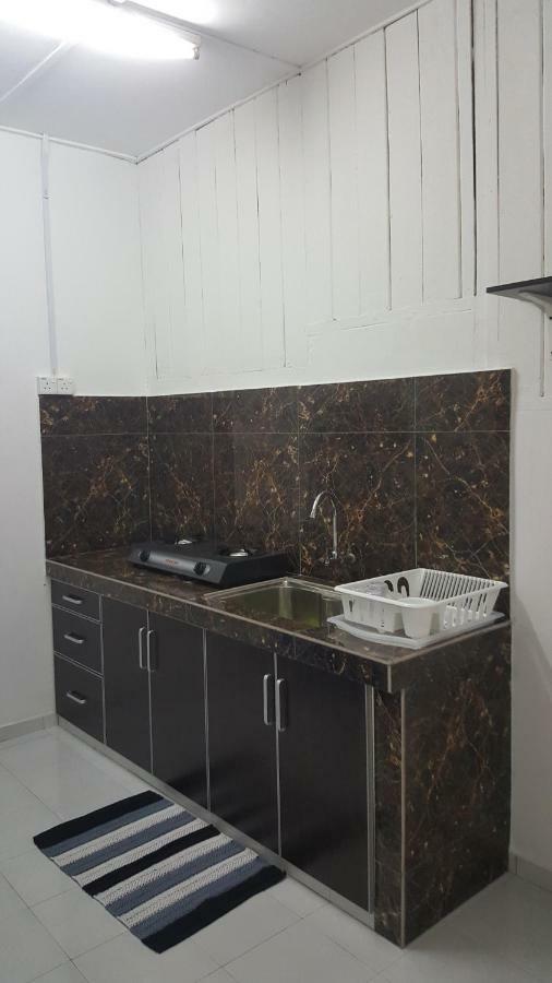 Homestay / Roomstay Muslim Budget Tanjung Malim Tanjong Malim Esterno foto