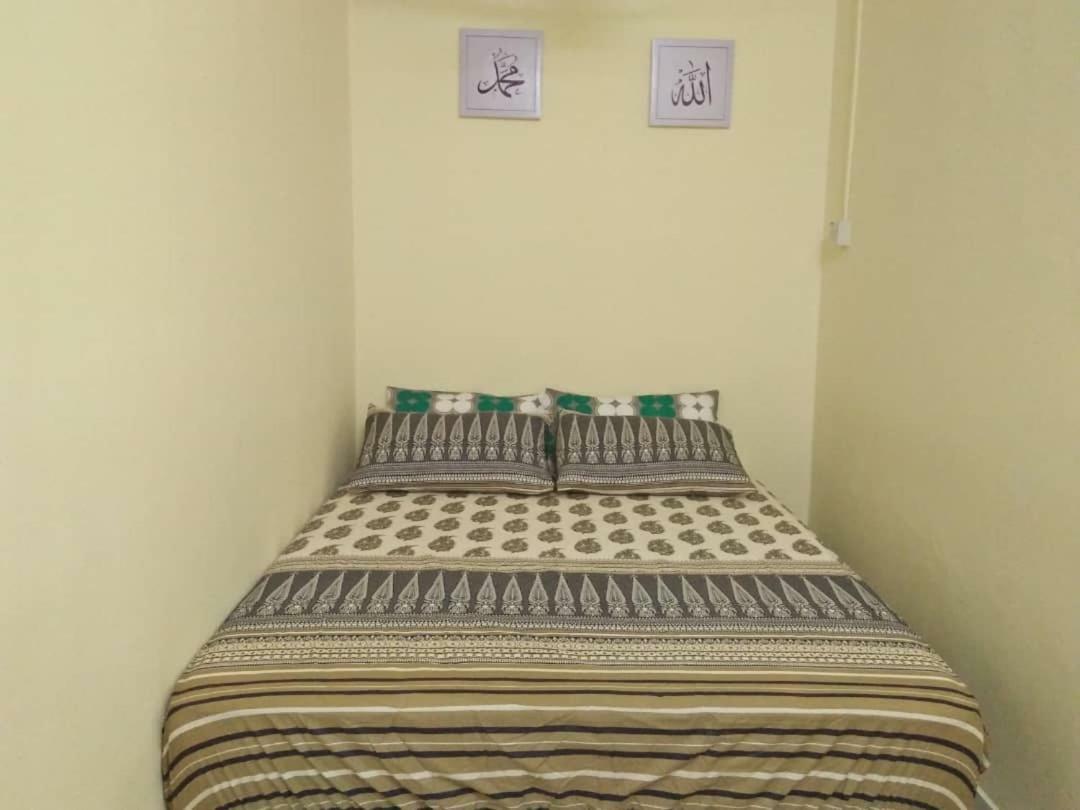 Homestay / Roomstay Muslim Budget Tanjung Malim Tanjong Malim Esterno foto