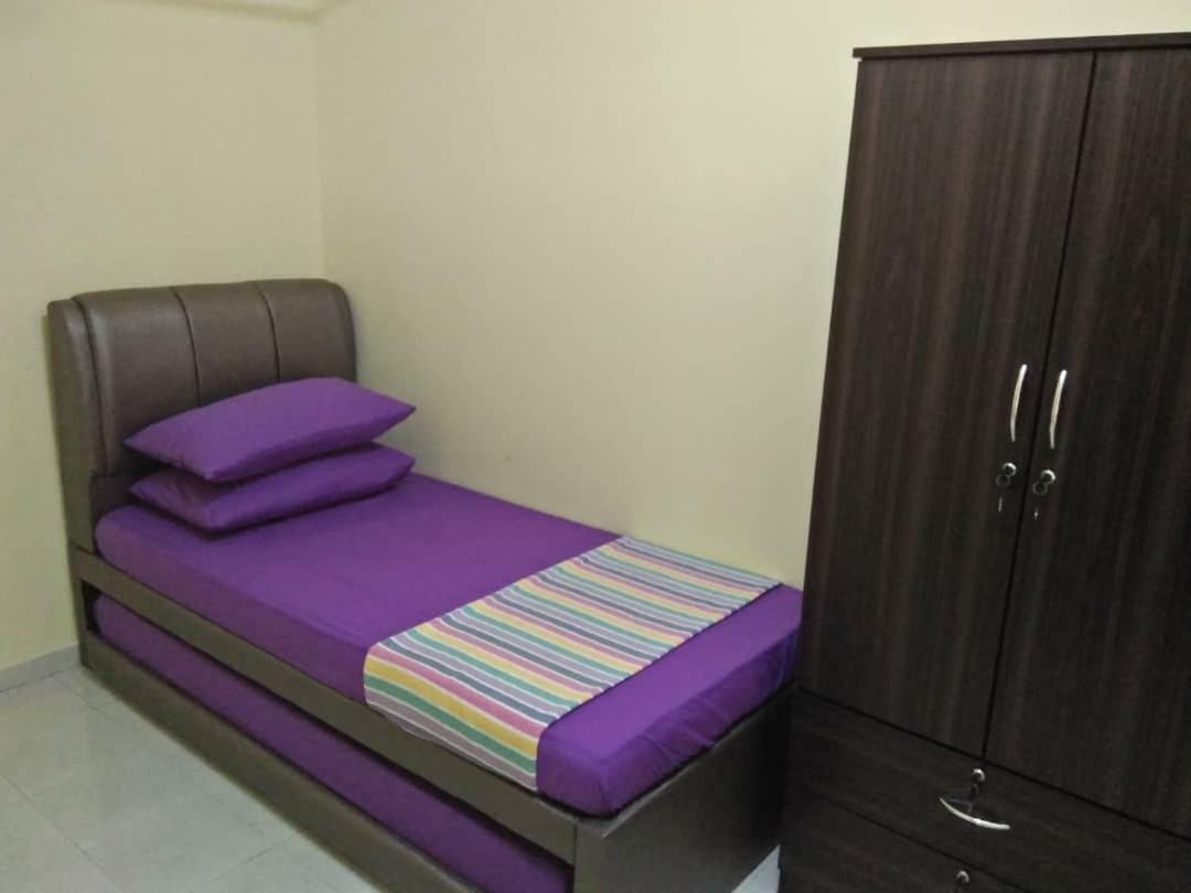 Homestay / Roomstay Muslim Budget Tanjung Malim Tanjong Malim Esterno foto